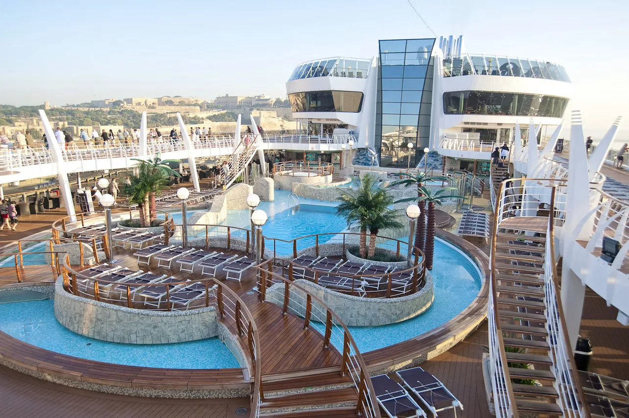 MSC Splendida ile İstanbul Çıkışlı Doğu Akdeniz MSC Splendida ile İstanbul Çıkışlı Doğu Akdeniz