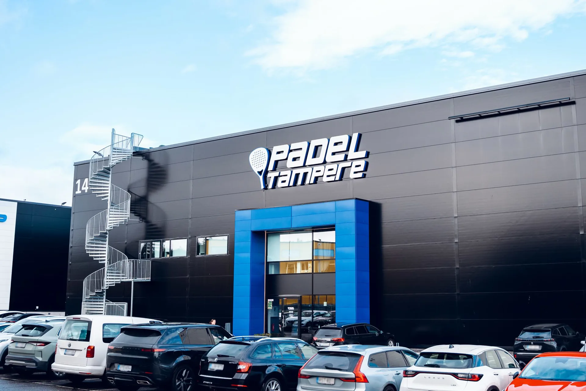 Padel Tampere ile Finlandiya Kamp Deneyimi Padel Tampere ile Finlandiya Kamp Deneyimi