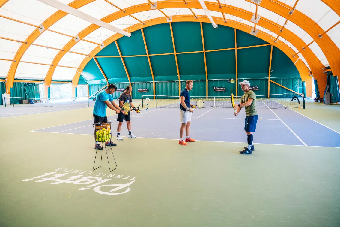 İtalyan Rivierası’nda Piatti Tennis Center Tenis Kampı İtalyan Rivierası’nda Piatti Tennis Center Tenis Kampı